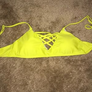 CUTE YELLOW BIKINI TOP